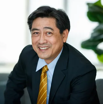 客服与品牌支持形象示意